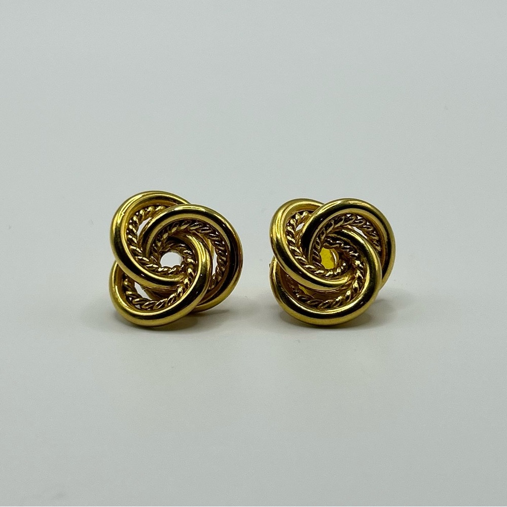 Elegant Gold Knot Earrings